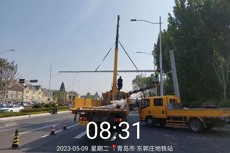 崇阳路（长城路-靖城路）、春城路（崇阳路-和阳路）、实验三小西侧路（崇阳路-和阳路）智慧灯杆项目